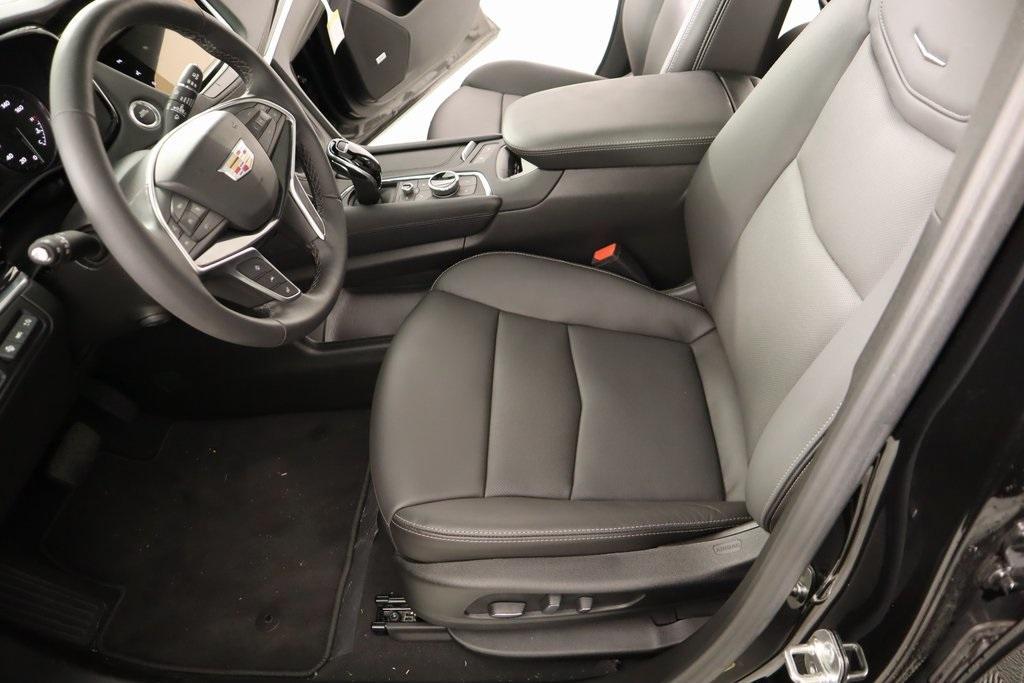 used 2025 Cadillac XT5 car, priced at $51,687