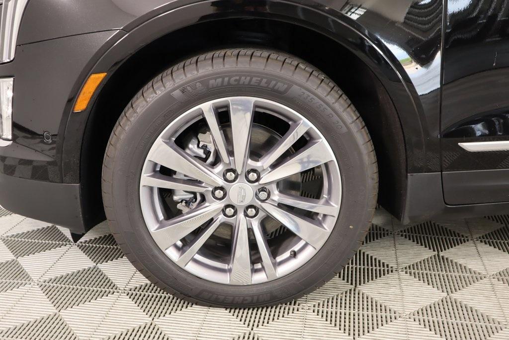used 2025 Cadillac XT5 car, priced at $51,687