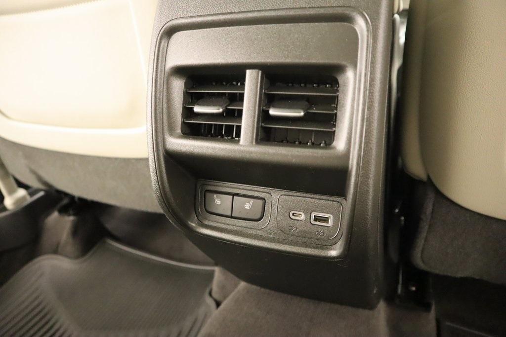 used 2020 Cadillac XT4 car, priced at $18,999