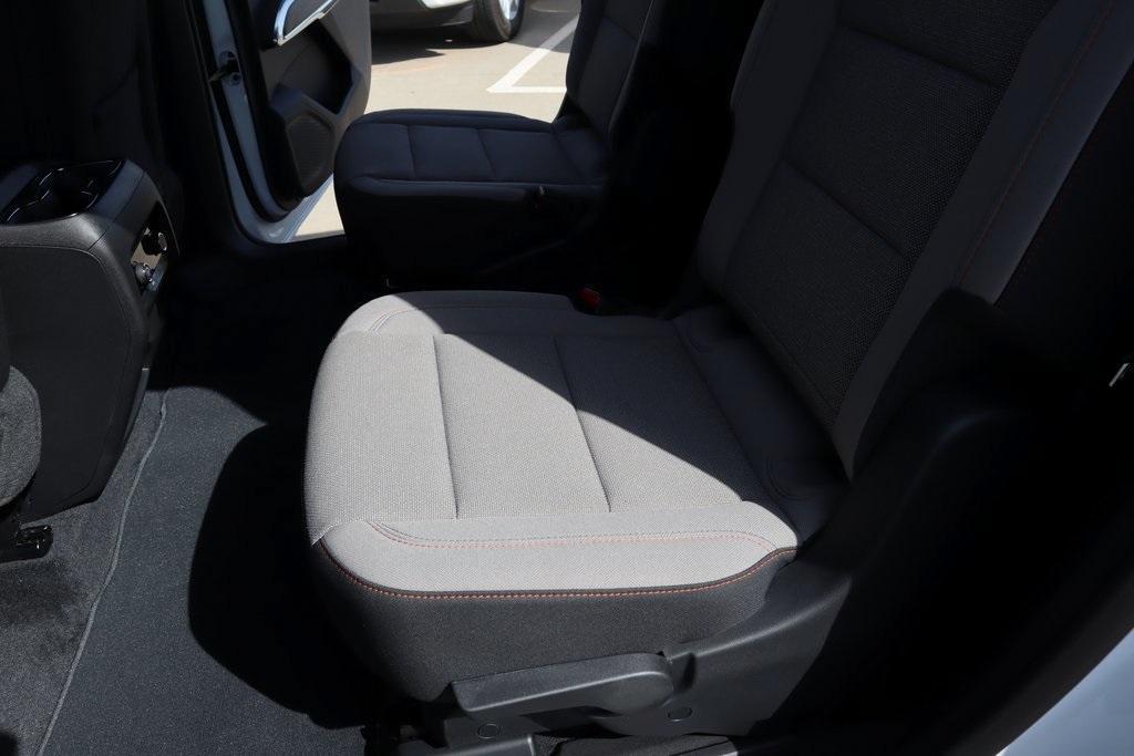 new 2025 Chevrolet Traverse car, priced at $40,678