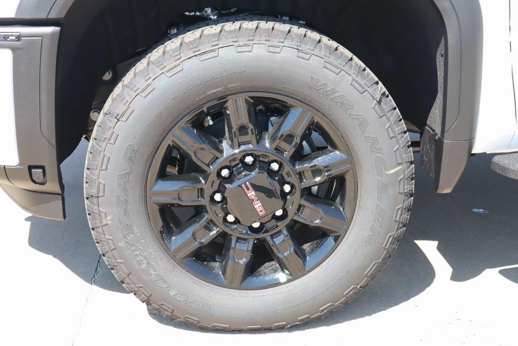 new 2025 GMC Sierra 2500 car, priced at $77,048