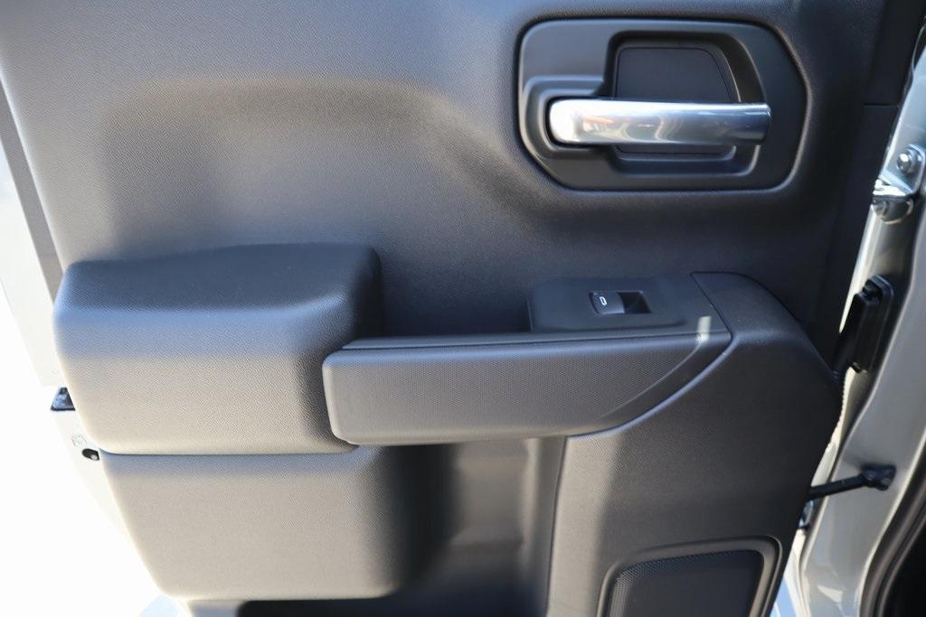 new 2025 Chevrolet Silverado 1500 car, priced at $37,348