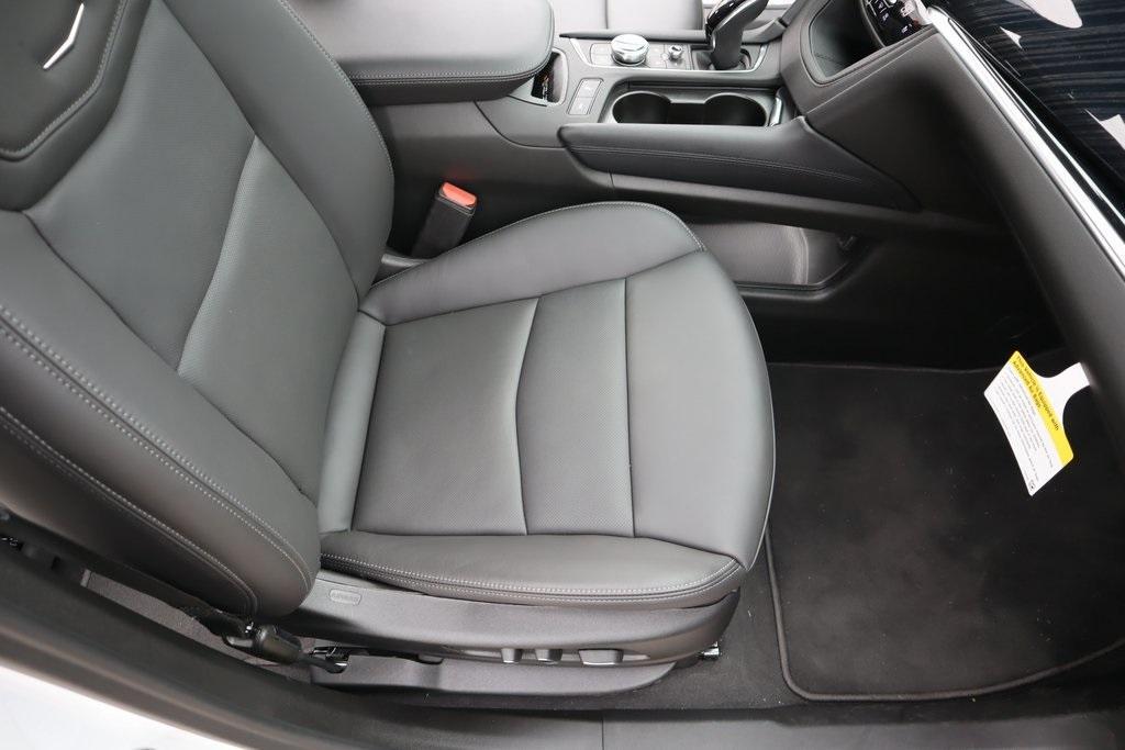 new 2025 Cadillac XT6 car, priced at $56,855