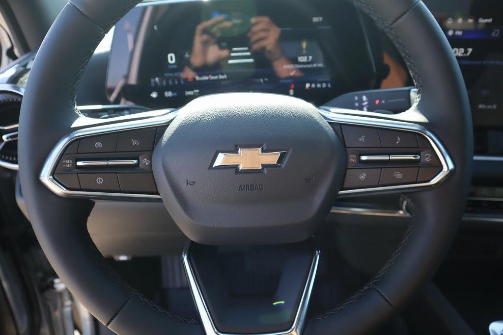 new 2026 Chevrolet Equinox car, priced at $31,659