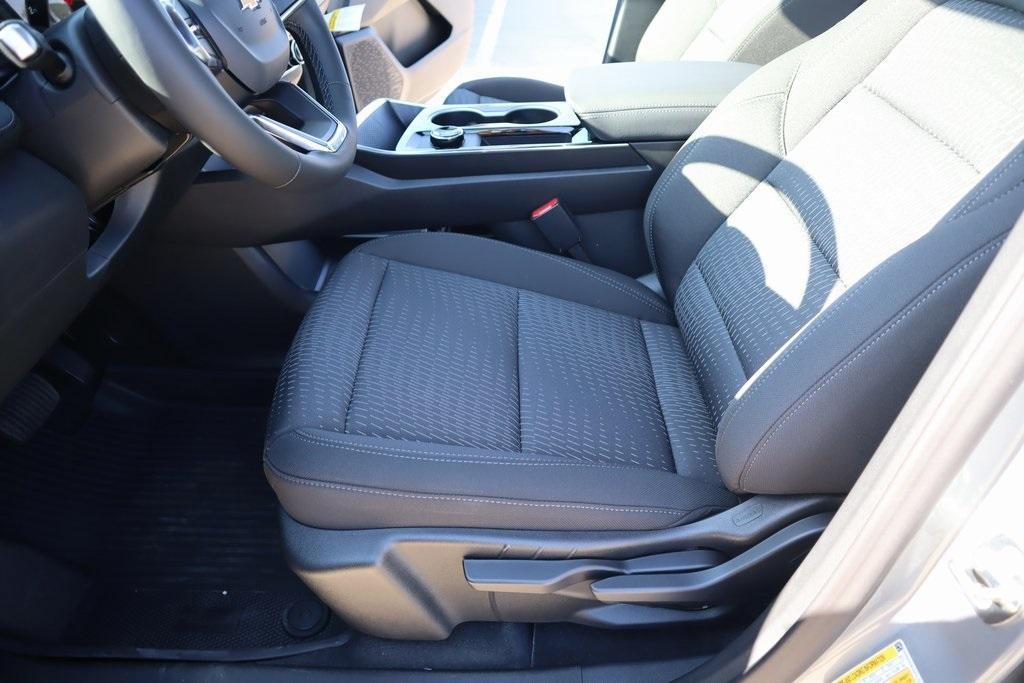 new 2026 Chevrolet Equinox car, priced at $31,659