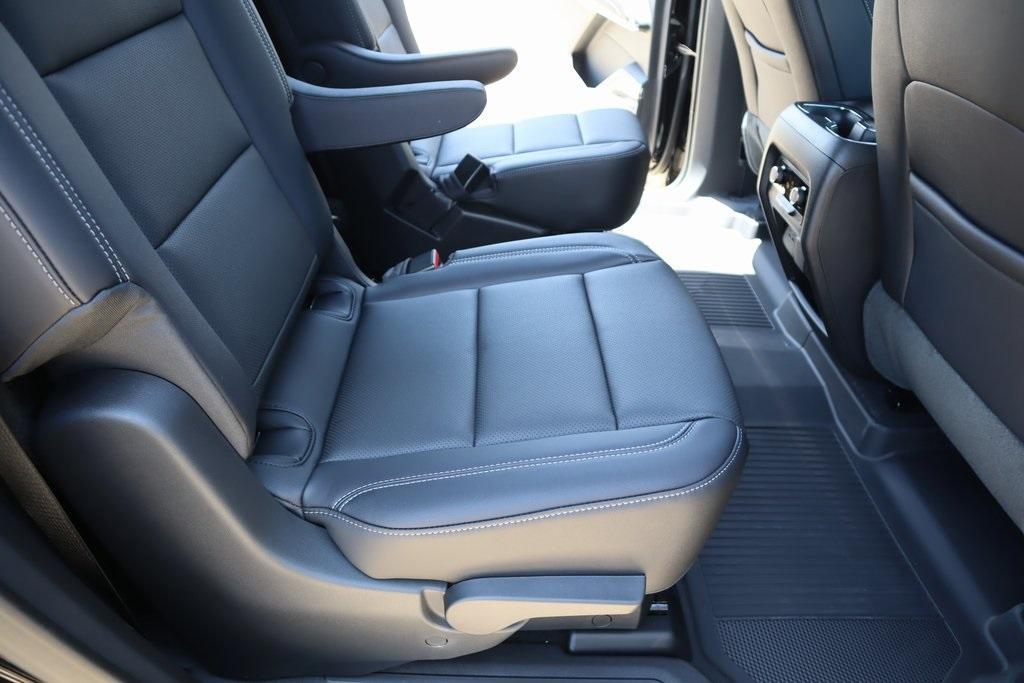 new 2025 Chevrolet Traverse car, priced at $47,681
