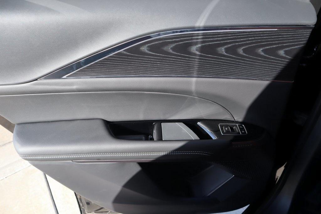new 2025 Cadillac LYRIQ car, priced at $62,039