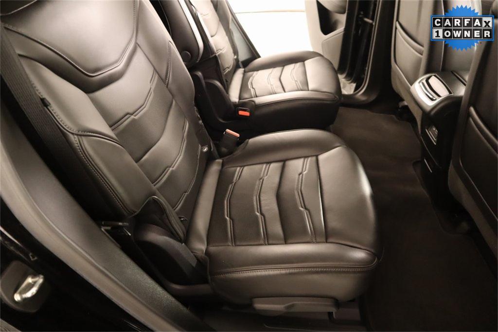 used 2022 Cadillac XT6 car, priced at $38,216