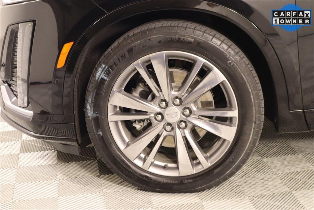 used 2022 Cadillac XT6 car, priced at $38,216