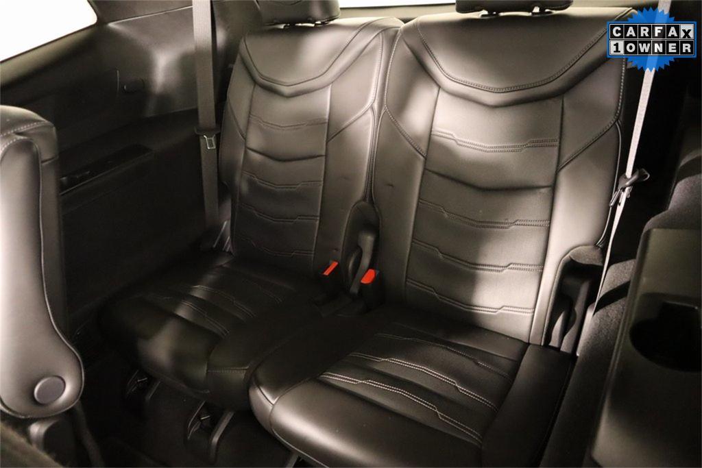 used 2022 Cadillac XT6 car, priced at $38,216