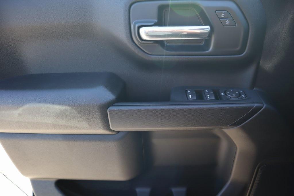 new 2025 Chevrolet Silverado 1500 car, priced at $37,263