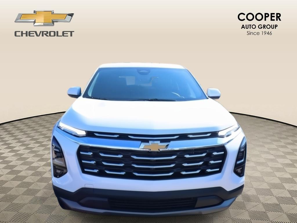 new 2026 Chevrolet Equinox car, priced at $30,437