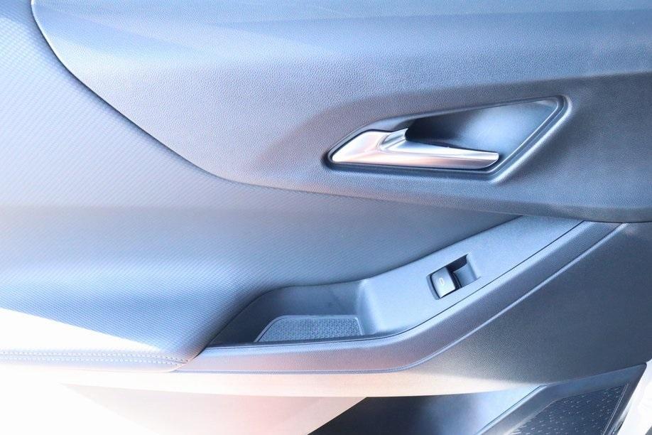 new 2026 Chevrolet Equinox car, priced at $30,437