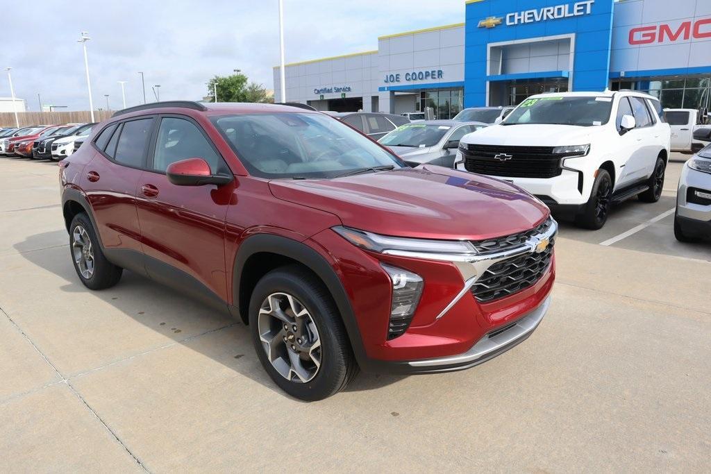 new 2025 Chevrolet Trax car, priced at $24,985