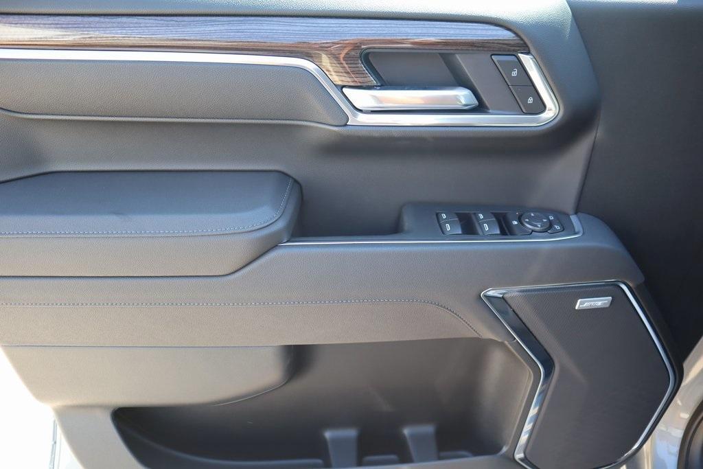 new 2025 Chevrolet Silverado 1500 car, priced at $55,715