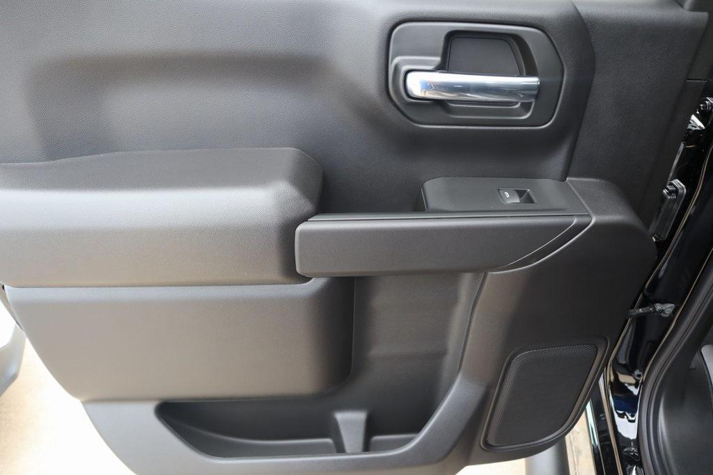 new 2025 Chevrolet Silverado 1500 car, priced at $41,484