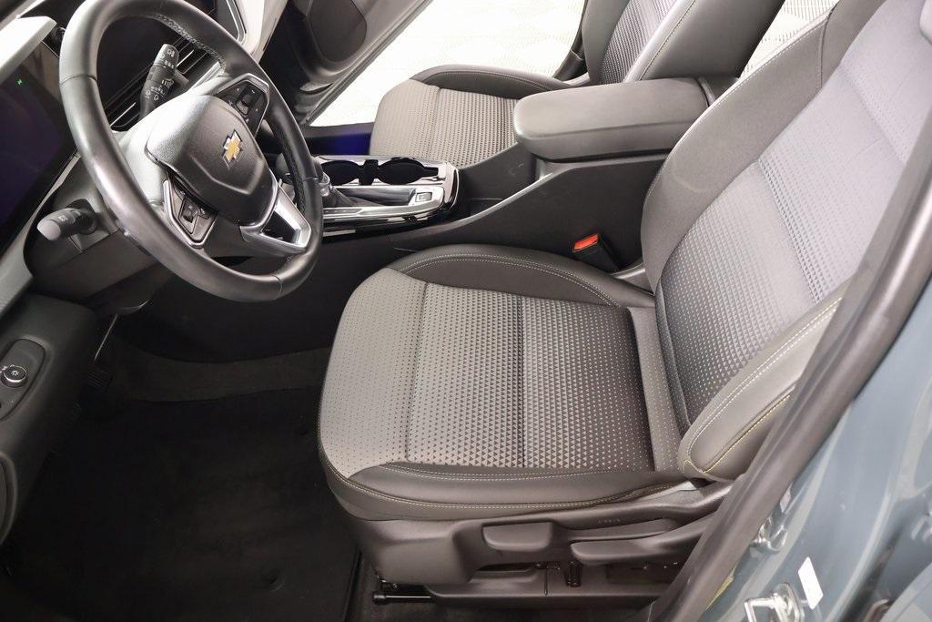 used 2025 Chevrolet Trax car, priced at $20,712