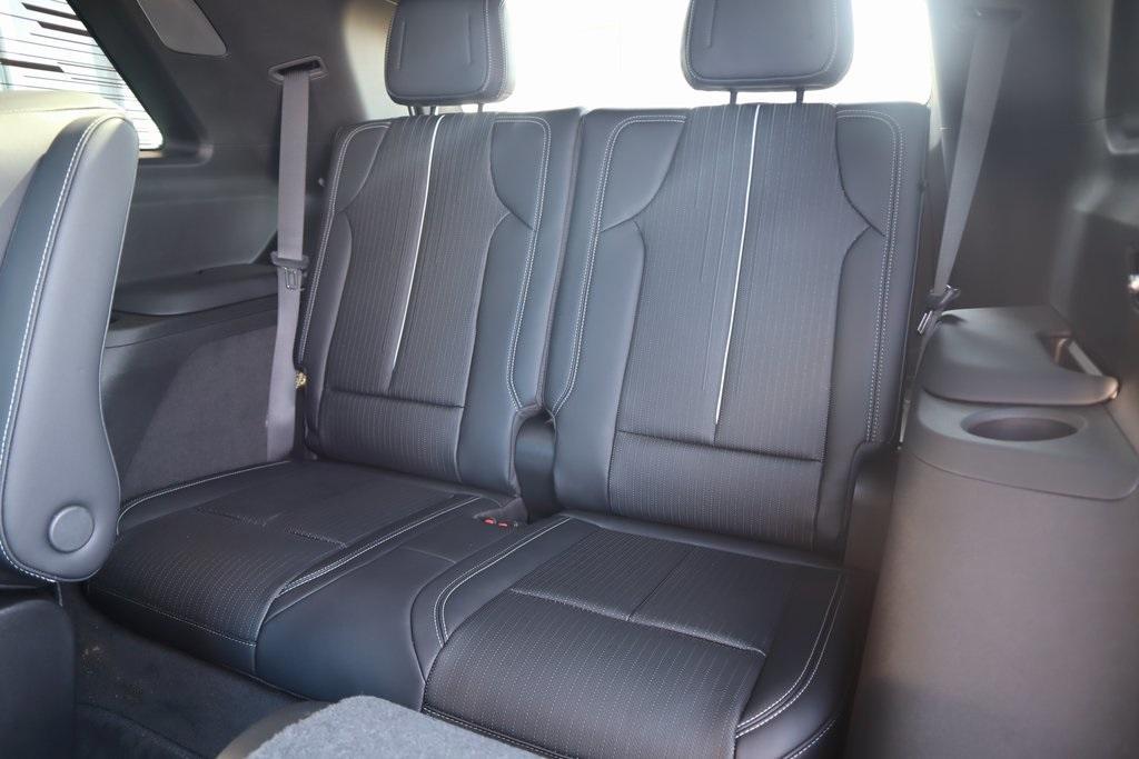new 2026 Cadillac VISTIQ car, priced at $81,303