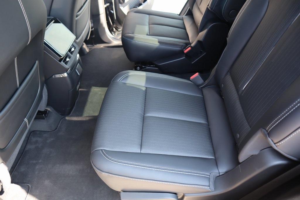 new 2026 Cadillac VISTIQ car, priced at $81,303