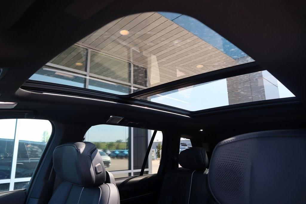new 2026 Cadillac VISTIQ car, priced at $81,303