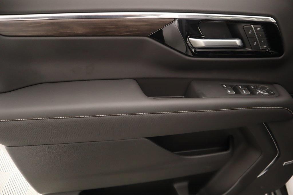 used 2025 Chevrolet Suburban car, priced at $76,545