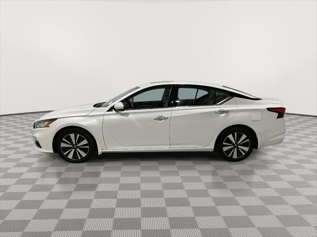 used 2022 Nissan Altima car, priced at $21,900