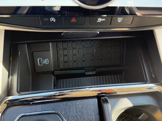 new 2024 Ford Expedition car, priced at $82,068