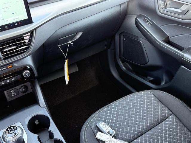 new 2025 Ford Escape car, priced at $30,764