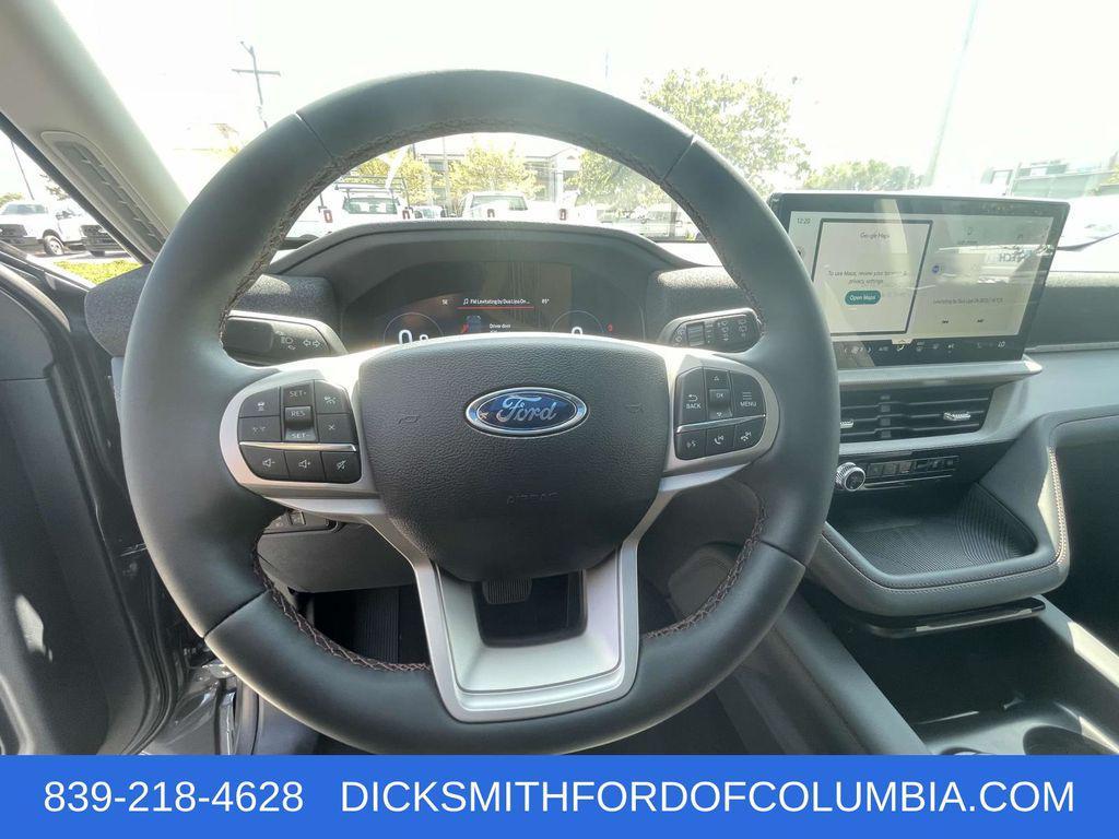 new 2025 Ford Explorer car, priced at $40,224