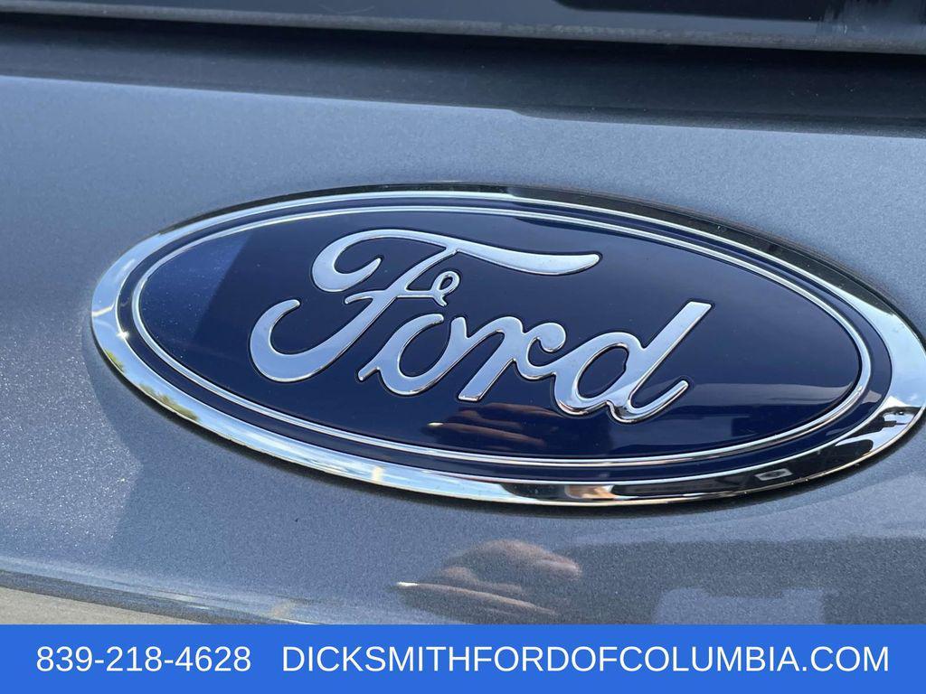 new 2025 Ford Explorer car, priced at $40,224
