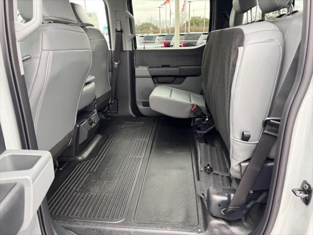 new 2025 Ford F-250 car, priced at $66,613