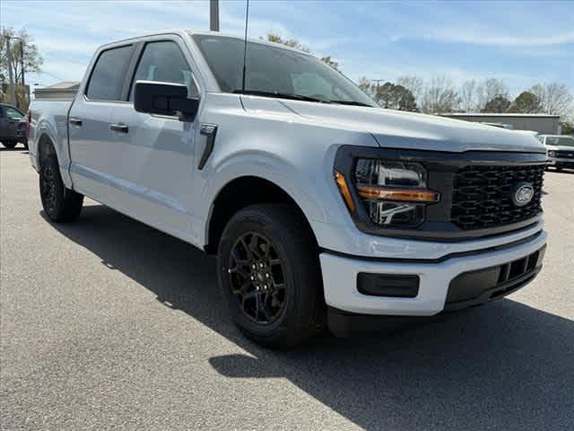 new 2025 Ford F-150 car, priced at $44,099