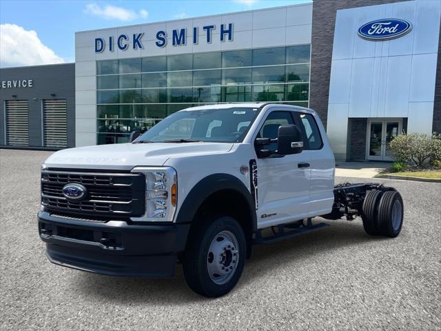 new 2025 Ford F-450 car, priced at $75,405