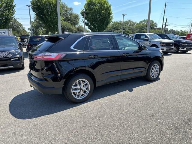 new 2024 Ford Edge car, priced at $39,737