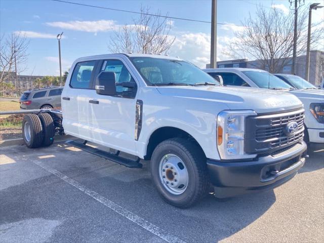 new 2025 Ford F-350 car, priced at $57,485