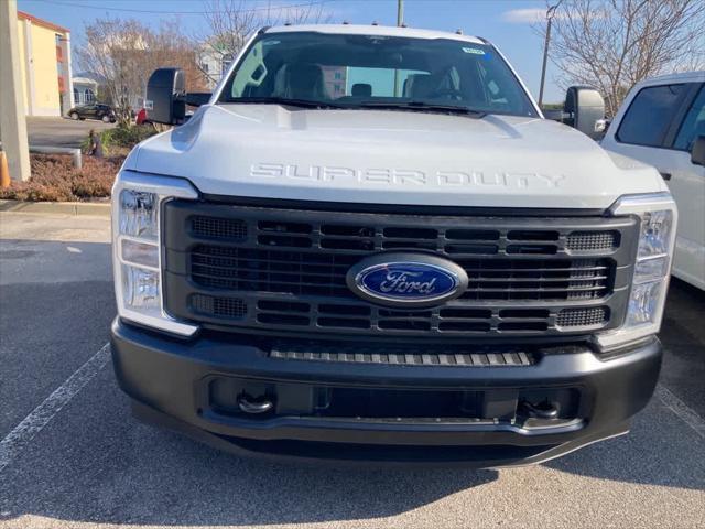 new 2025 Ford F-350 car, priced at $57,485