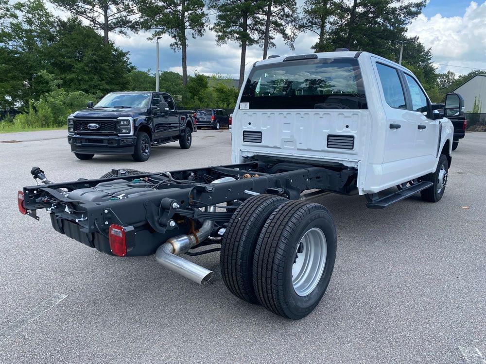 new 2025 Ford F-350 car, priced at $59,155