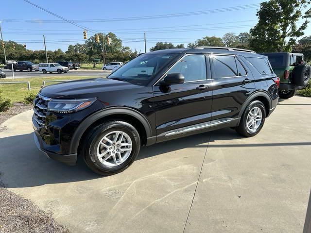 new 2025 Ford Explorer car, priced at $43,710