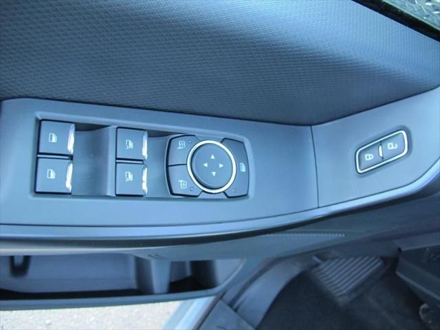 new 2025 Ford F-150 car, priced at $44,099