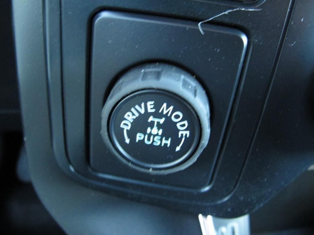 new 2025 Ford F-150 car, priced at $42,635