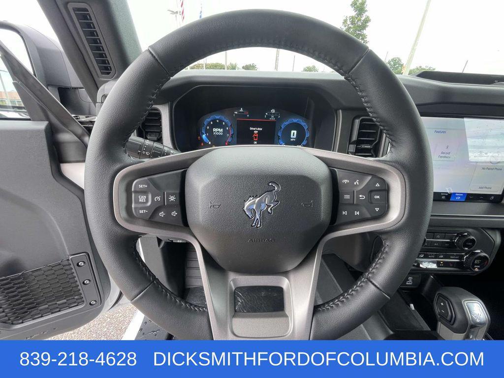 new 2025 Ford Bronco car, priced at $43,908