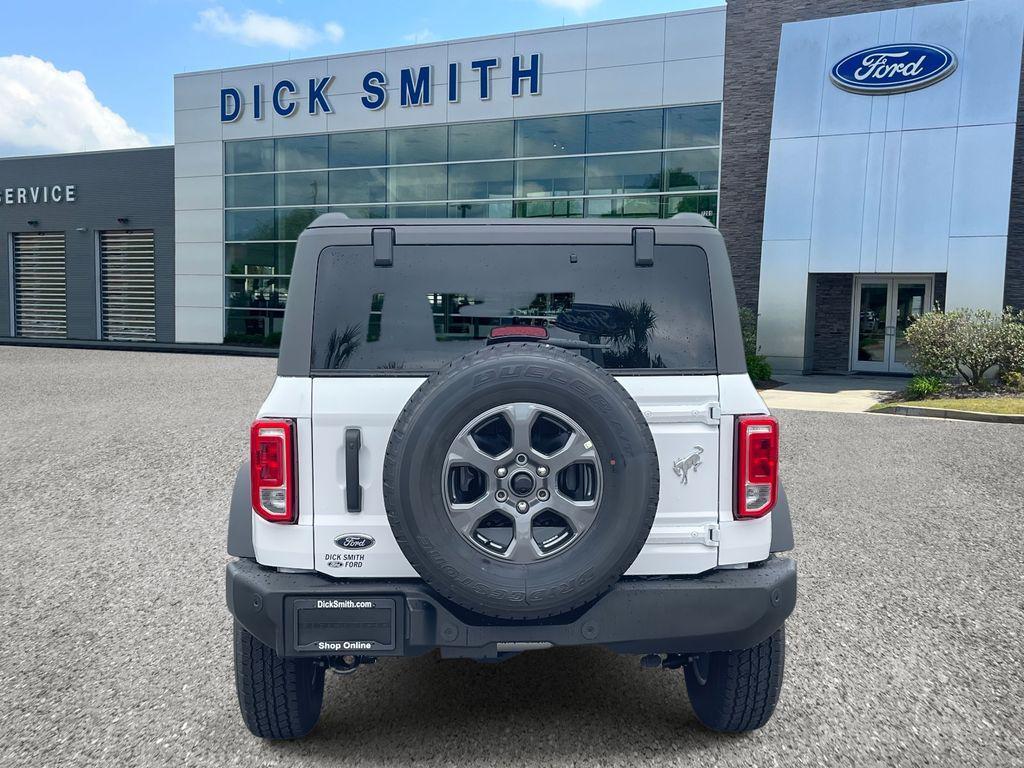 new 2025 Ford Bronco car, priced at $45,354