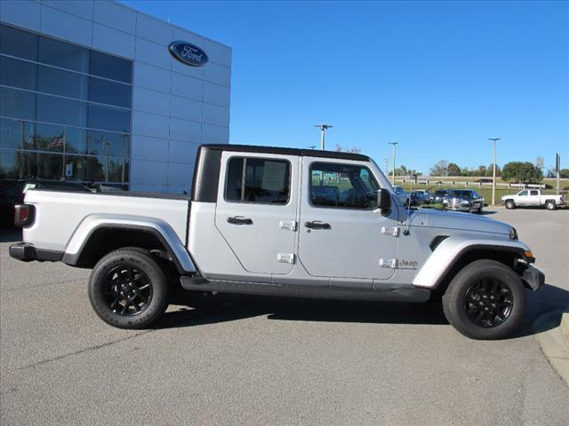 used 2023 Jeep Gladiator car, priced at $33,551