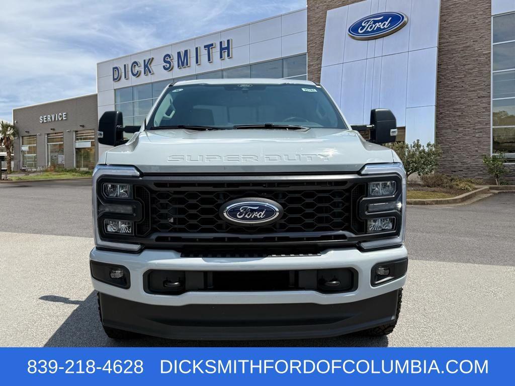 new 2025 Ford F-250 car, priced at $69,445