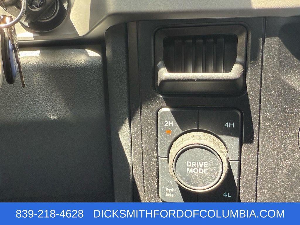 new 2025 Ford F-250 car, priced at $69,445