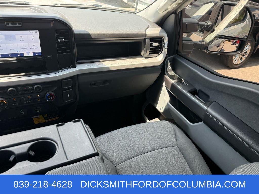 new 2025 Ford F-250 car, priced at $69,445