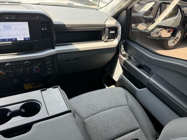 new 2025 Ford F-250 car, priced at $74,627