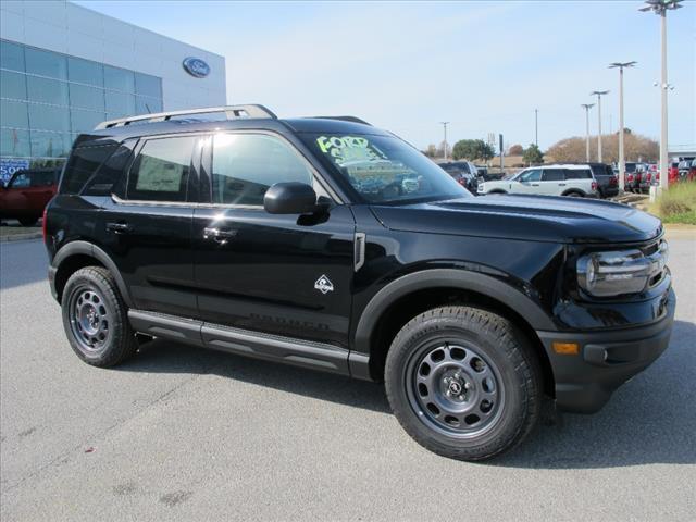 new 2024 Ford Bronco Sport car, priced at $37,186