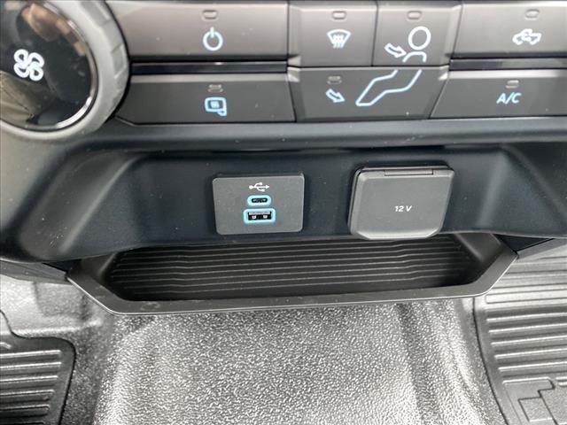 new 2023 Ford F-250 car, priced at $43,985