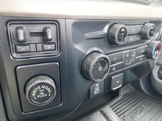 new 2023 Ford F-250 car, priced at $43,985